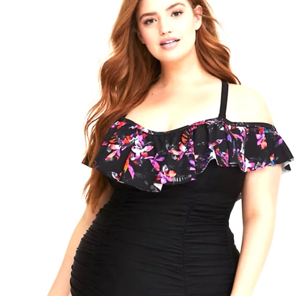 🌼TORRID Ruffle Trim Off-The-Shoulder Ruched Swimsuit🌼
